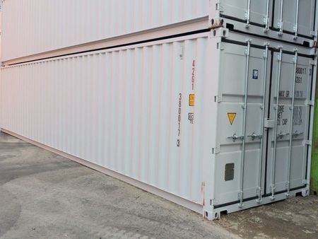 40`DV Container